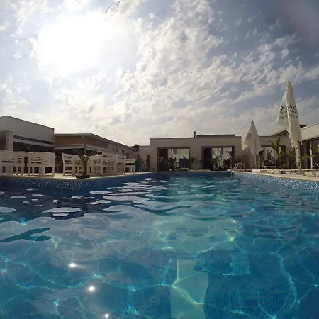 Aqua 6 Mamaia Nord アパート