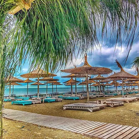 アパート Aqua 6 Mamaia Nord ナボダリ