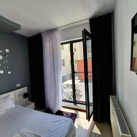 Aqua 6 Mamaia Nord アパート