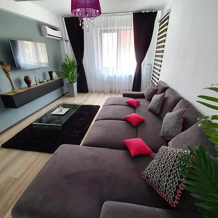 Aqua 6 Mamaia Nord 公寓